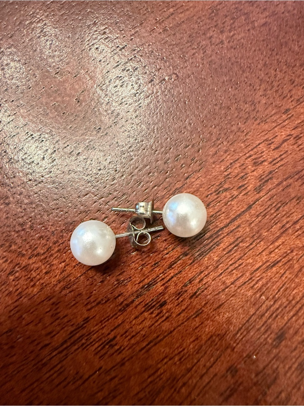 Elegant White Pearl Stud Earrings - Unbranded